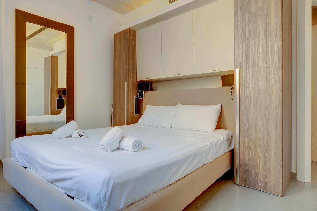 Luxurious 2Br Apartment In Valletta Bagian luar foto